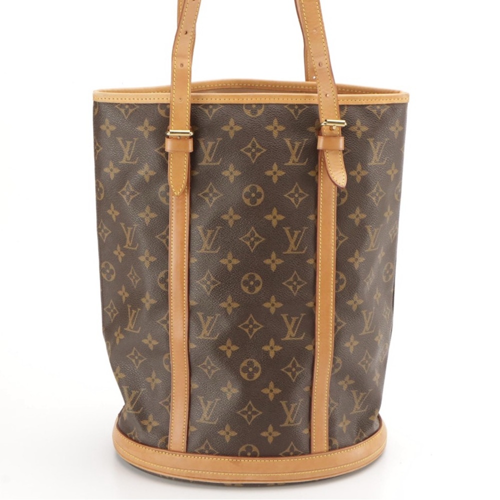 Louis Vuitton Marais GM Bucket Bag in Monogram Canvas and Leather - Picture 2 of 13